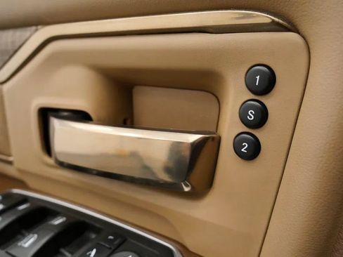Used 2022 RAM 3500 Limited AWD/4WD image 16