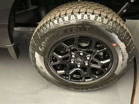 Used 2025 Ford F150 STX AWD/4WD image 9