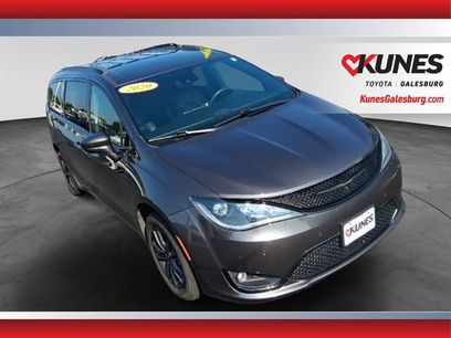 Used 2020 Chrysler Pacifica Touring-L w/ Advanced Safetytec Group
