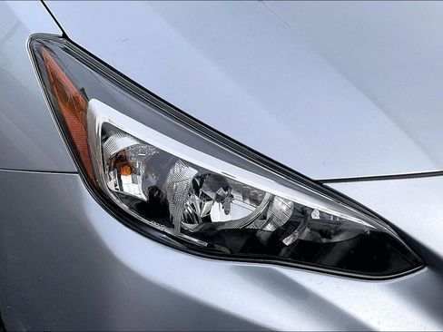 Certified 2022 Subaru Impreza 2.0i image 32