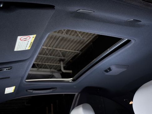 Used 2004 BMW M3 Coupe image 23