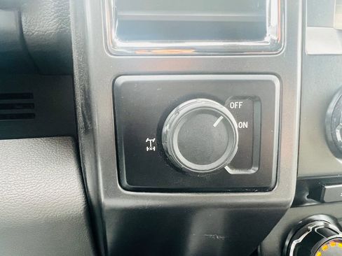 Used 2015 Ford F150 XLT w/ Equipment Group 302A Luxury image 29