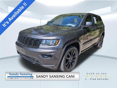Used 2019 Jeep Grand Cherokee Altitude image 1