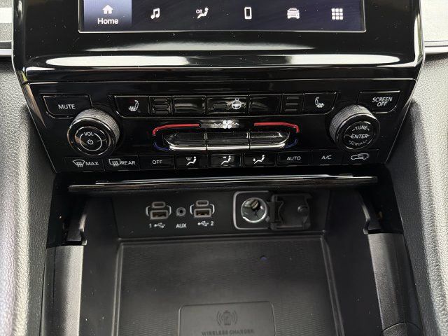 Used 2023 Jeep Grand Cherokee Altitude AWD/4WD image 21