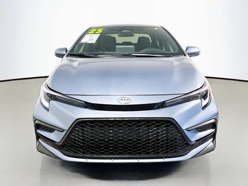 Used 2025 Toyota Corolla SE image 11