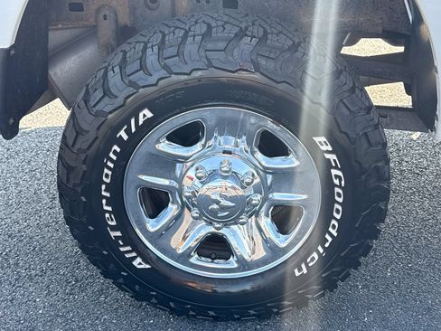 Used 2016 RAM 2500 SLT AWD/4WD image 9