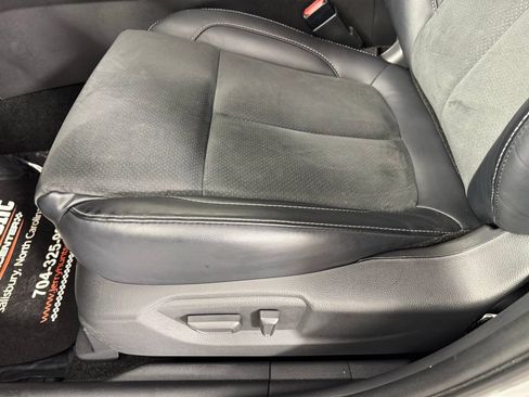 Used 2025 Mitsubishi Eclipse Cross SE AWD/4WD image 11