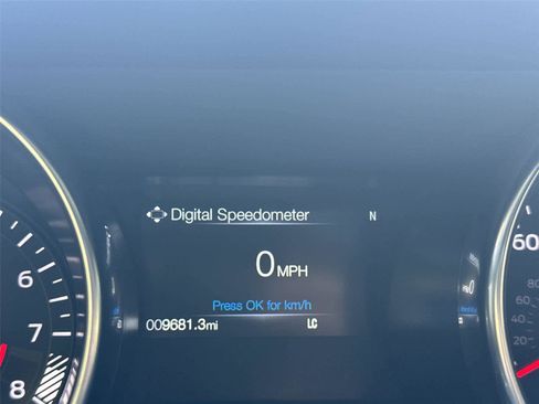 Used 2022 Ford Mustang GT RWD image 29