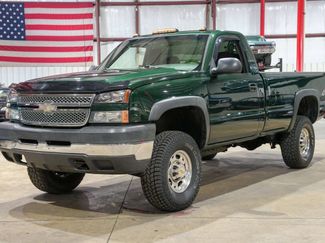 Used 2006 Chevrolet Silverado 2500 W/T w/ Snow Plow Prep Package AWD/4WD video 1