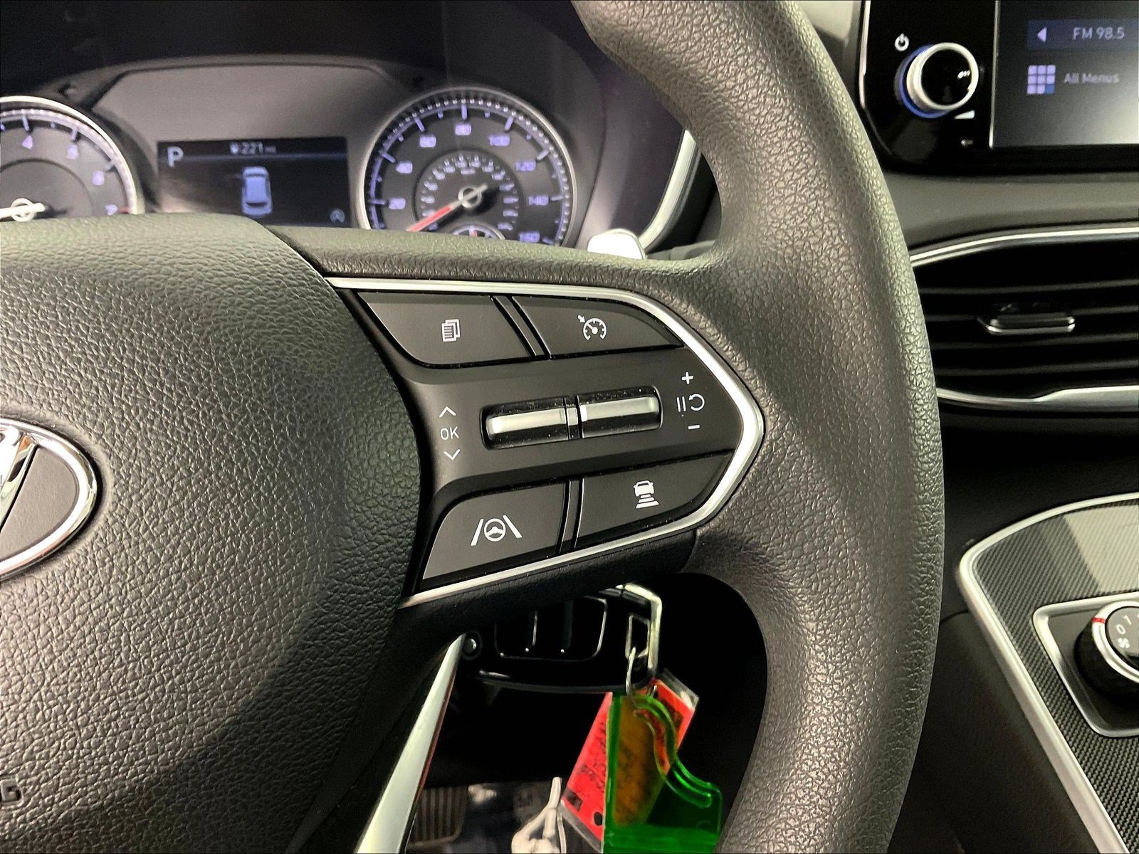 Certified 2023 Hyundai Santa Fe SE FWD image 12