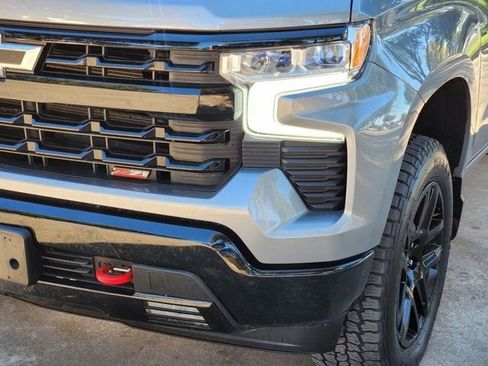 Used 2024 Chevrolet Silverado 1500 LT Trail Boss w/ Convenience Package II image 16