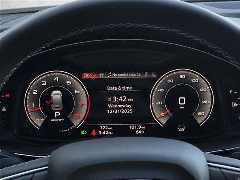 New 2026 Audi Q8 Premium Plus image 22