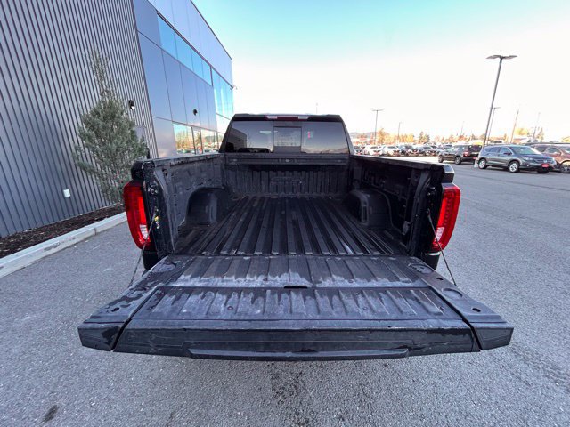 Used 2021 GMC Sierra 1500 AT4 w/ AT4 Preferred Package AWD/4WD image 12