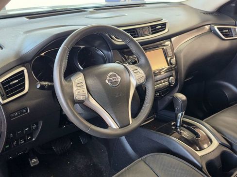 Used 2016 Nissan Rogue SL w/ SL Premium Package AWD/4WD image 12