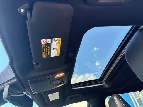 Used 2021 Toyota Highlander XSE image 13