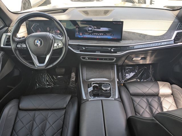 Used 2025 BMW X5 xDrive40i AWD/4WD image 15
