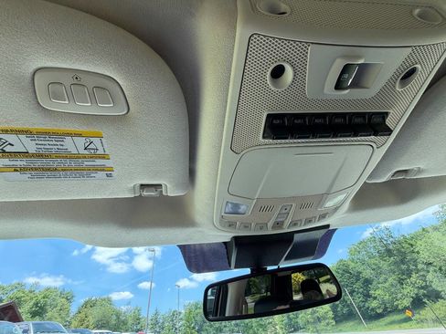 Used 2020 Ford F350 Limited AWD/4WD image 36