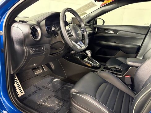 Used 2023 Kia Forte GT-Line w/ GT-Line Premium Package image 21