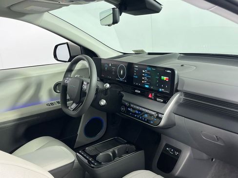 Used 2025 Hyundai Ioniq 5 Limited image 30