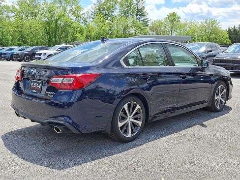 Used 2018 Subaru Legacy 3.6R Limited AWD/4WD image 5
