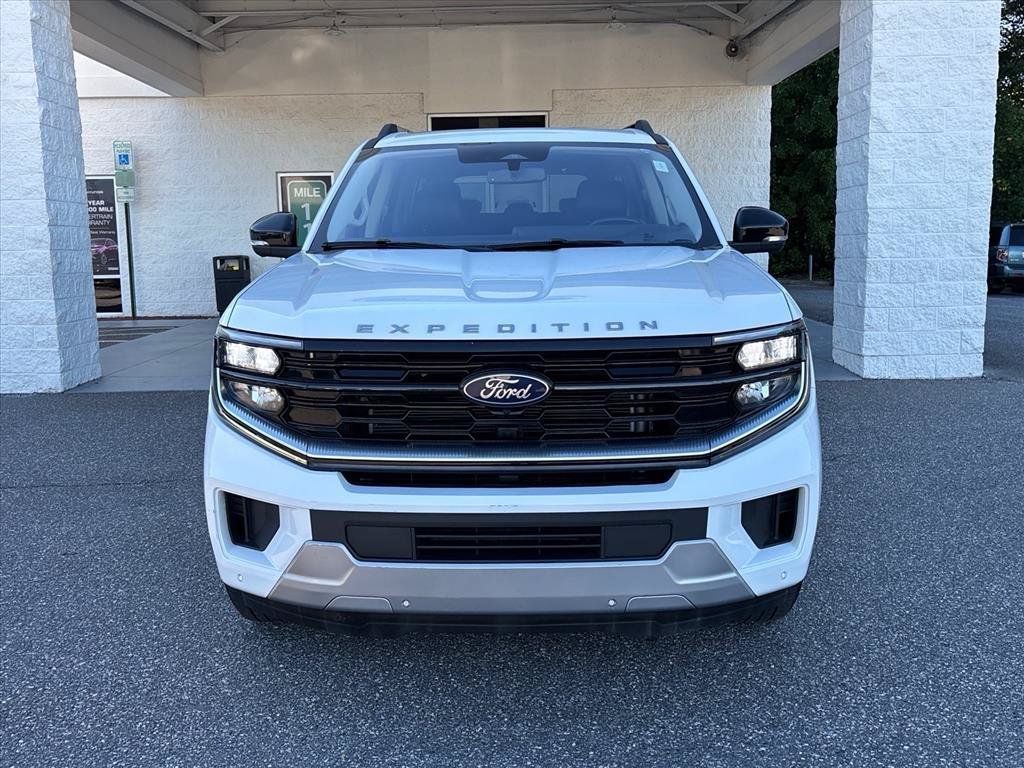 Used 2025 Ford Expedition Max Platinum AWD/4WD image 23