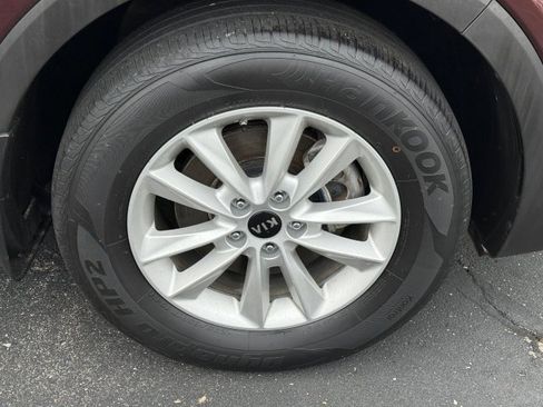 Used 2020 Kia Sorento LX w/ LX I4 Convenience Package image 9