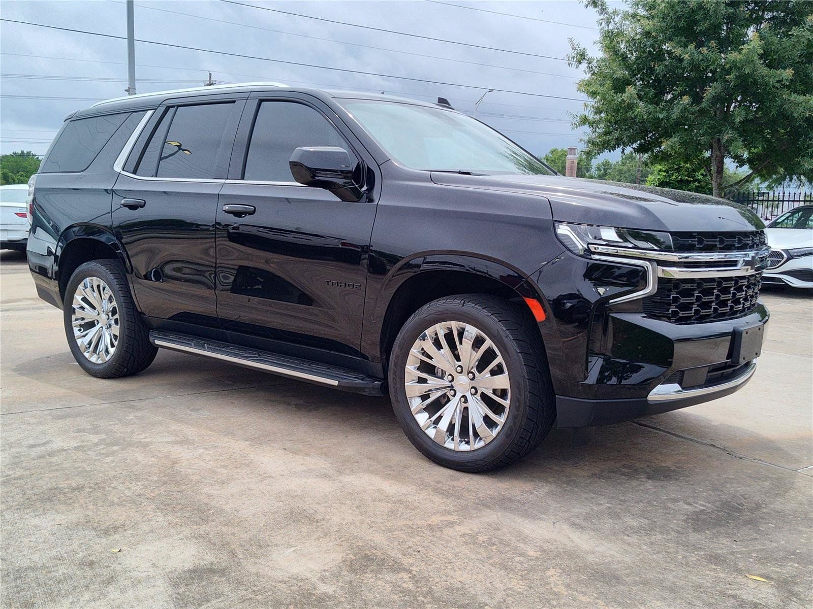 Used 2023 Chevrolet Tahoe LS w/ Driver Alert Package RWD image 9