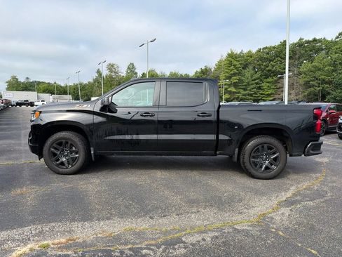 Used 2024 Chevrolet Silverado 1500 RST w/ Z71 Off-Road Package AWD/4WD image 3