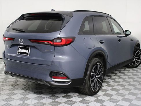 Used 2025 MAZDA CX-70 Plug-In Hybrid w/ Premium Plus AWD/4WD image 4