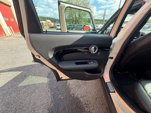Used 2018 MINI Cooper Clubman S AWD/4WD image 13