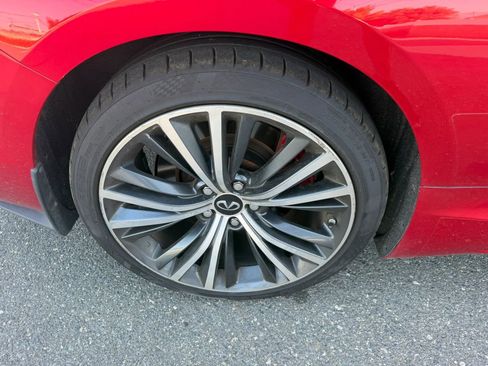 Used 2017 INFINITI Q60 Red Sport 400 AWD/4WD image 29