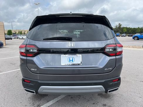 Certified 2025 Honda Pilot Elite image 5