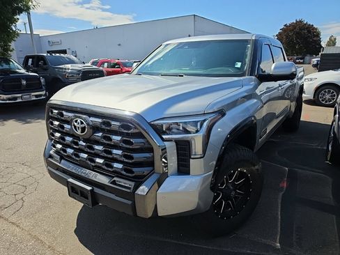 Used 2022 Toyota Tundra Platinum w/ Advanced Package AWD/4WD image 2