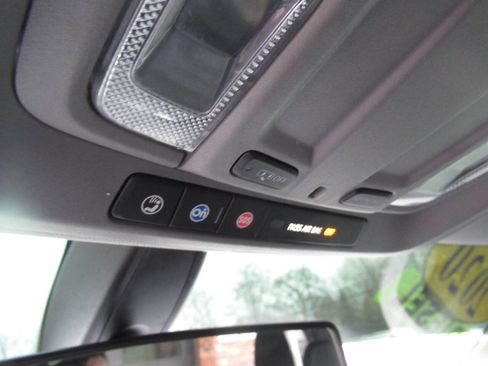 Used 2020 Chevrolet Silverado 1500 LT w/ All-Star Edition image 31