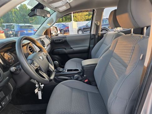 Used 2023 Toyota Tacoma SR AWD/4WD image 14