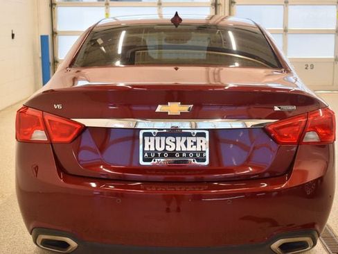 Used 2017 Chevrolet Impala Premier w/ Enhanced Convenience Package FWD image 11