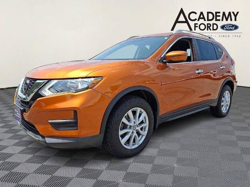 Used 2018 Nissan Rogue SV AWD/4WD image 3