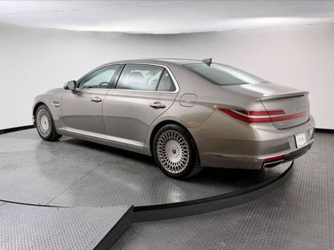 Used 2020 Genesis G90 5.0 Ultimate RWD image 7