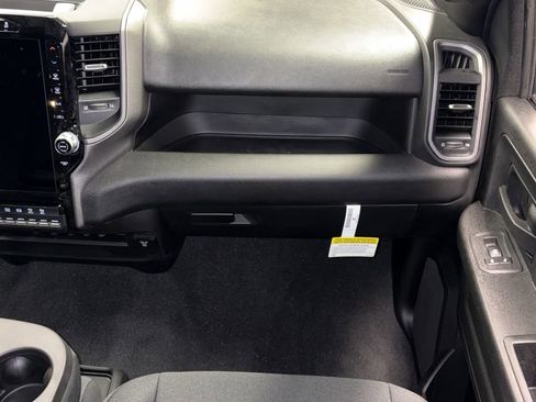 New 2026 RAM 2500 Tradesman AWD/4WD image 28