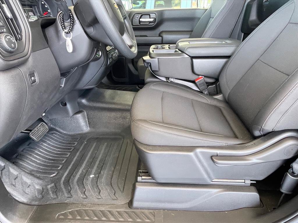 Used 2026 Chevrolet Silverado 1500 W/T w/ WT Safety Package AWD/4WD image 20