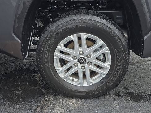 Used 2023 Toyota Tundra SR5 w/ SR5 Convenience Package AWD/4WD image 45