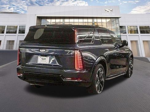 Used 2026 Cadillac Escalade IQL Sport 1 AWD/4WD image 4