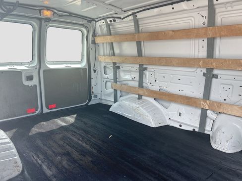 Used 2012 Ford E-250 and Econoline 250 w/ PWR Group RWD image 23