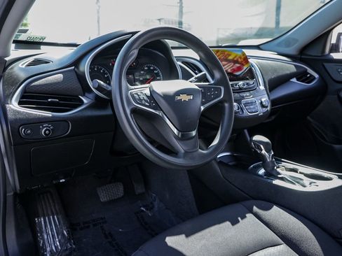 Used 2023 Chevrolet Malibu LT FWD image 15