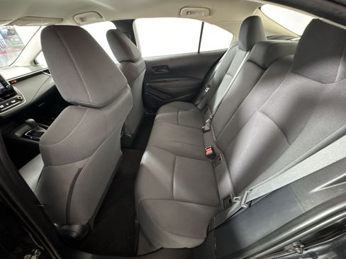 Used 2022 Toyota Corolla LE FWD image 24