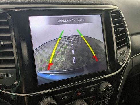 Used 2021 Jeep Grand Cherokee Limited w/ Quick Order Package 28K 80th image 24