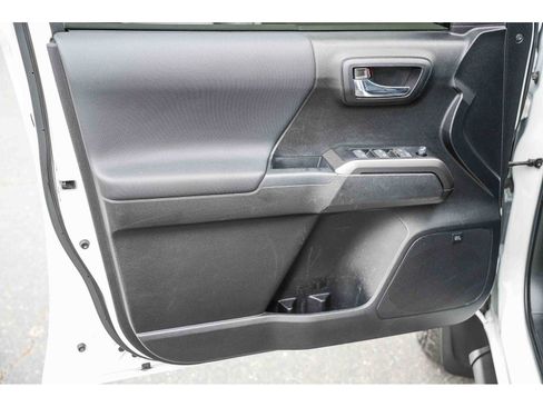 Used 2023 Toyota Tacoma TRD Pro AWD/4WD image 19