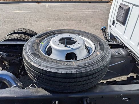 New 2026 RAM 5500 Tradesman w/ Chrome Appearance Group image 20