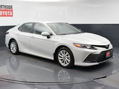 Used 2023 Toyota Camry LE w/ Cold Weather Package image 6