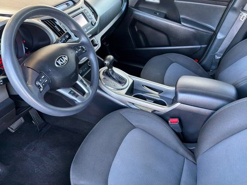 Used 2014 Kia Sportage LX FWD image 9